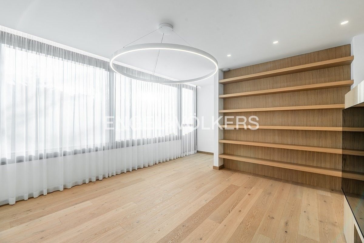 Byt 4+kk · 138 m² · Valčíkova  , Praha Libeň - 4