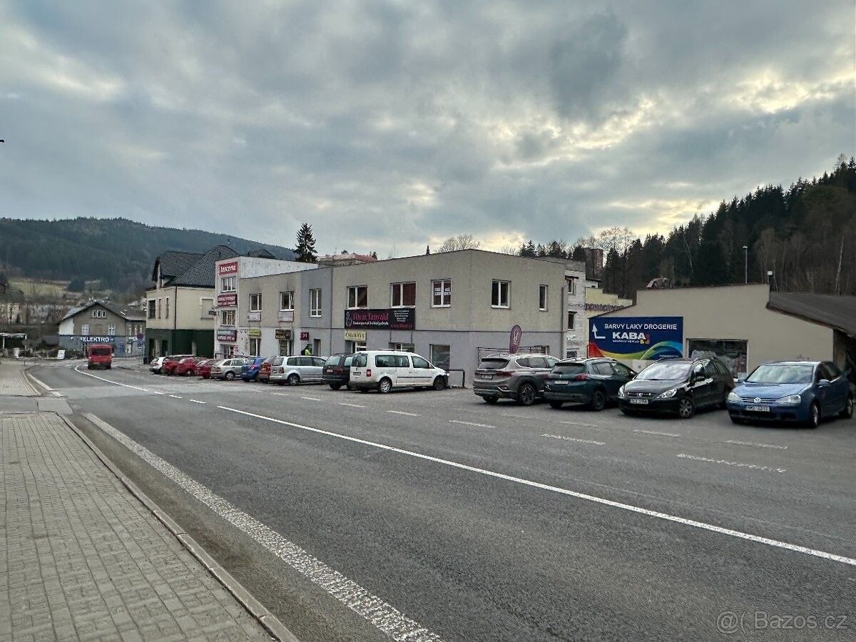 Obchodní prostory · Tanvald, 468 41 - 3