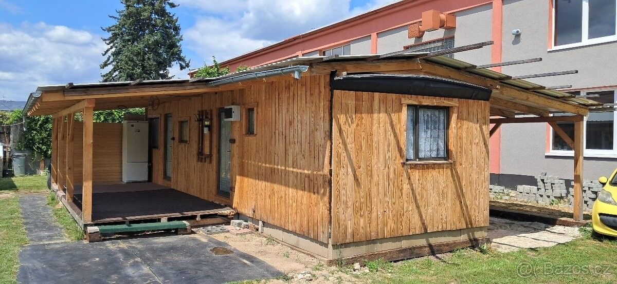 Chaty, Holice v Čechách, 534 01