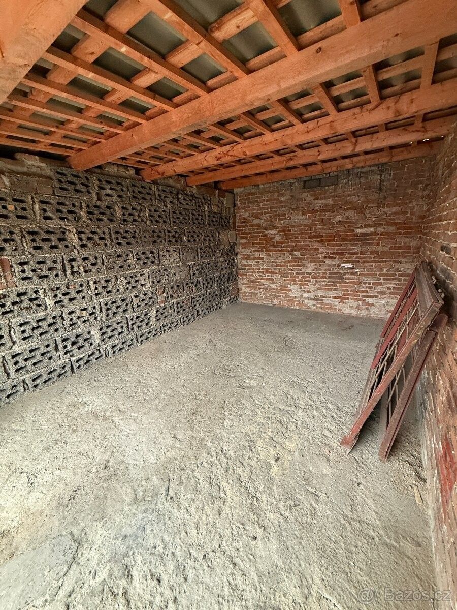 Prodej garáž - Mělník, 276 01
