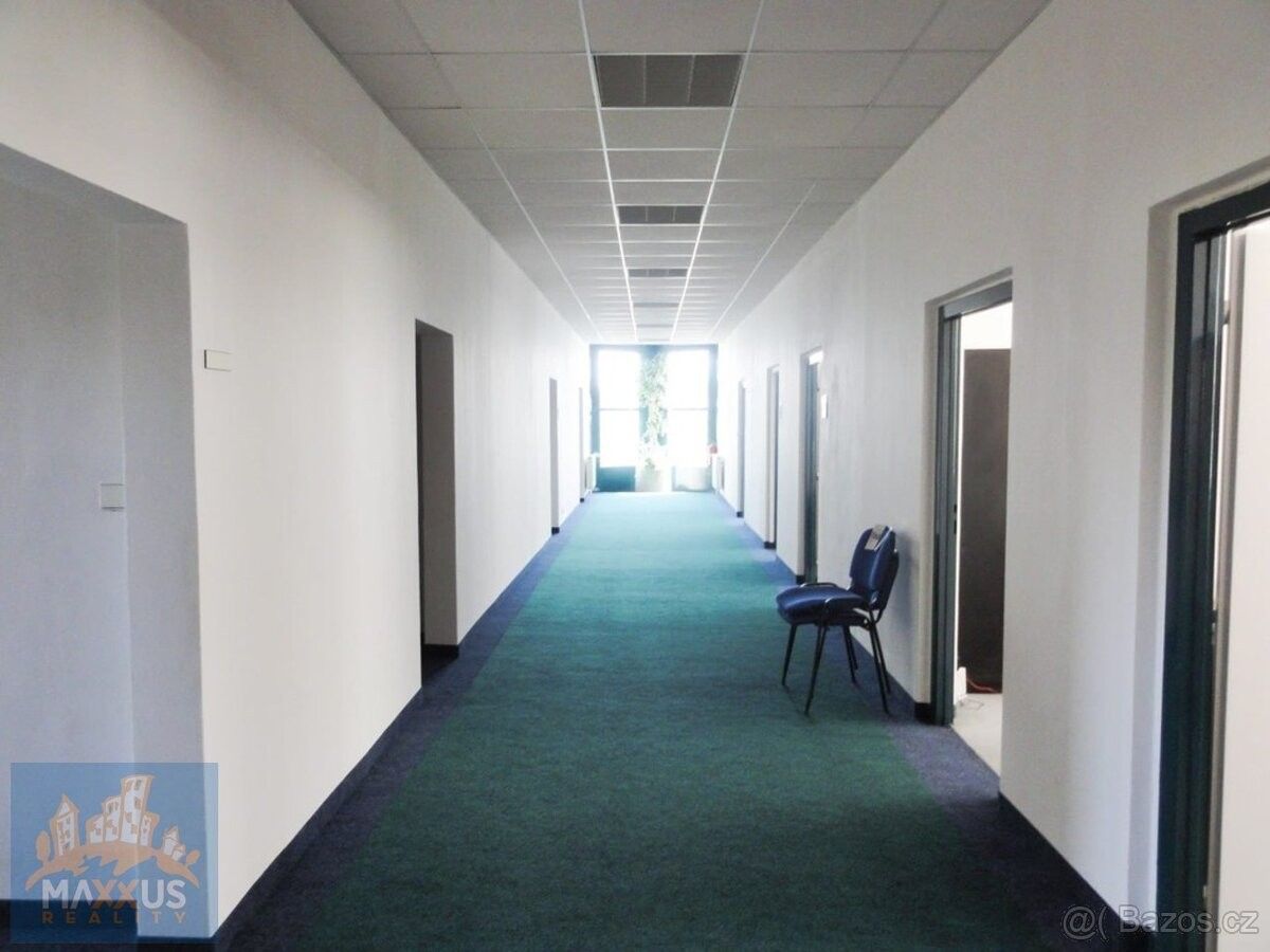 Pronájem kancelář - Praha, 148 00