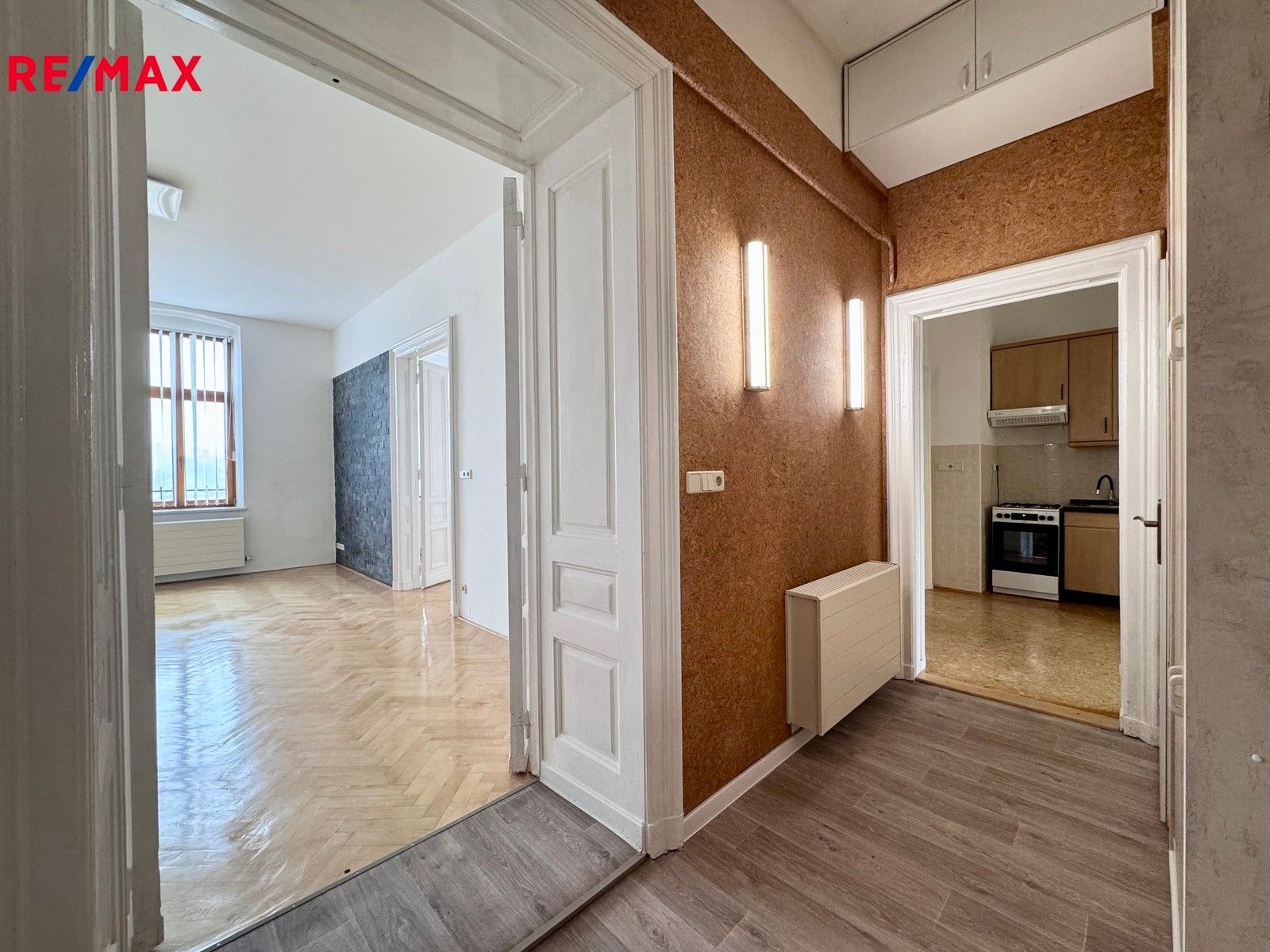 Pronájem byt 2+1 - tř. Svobody, Olomouc, 75 m²