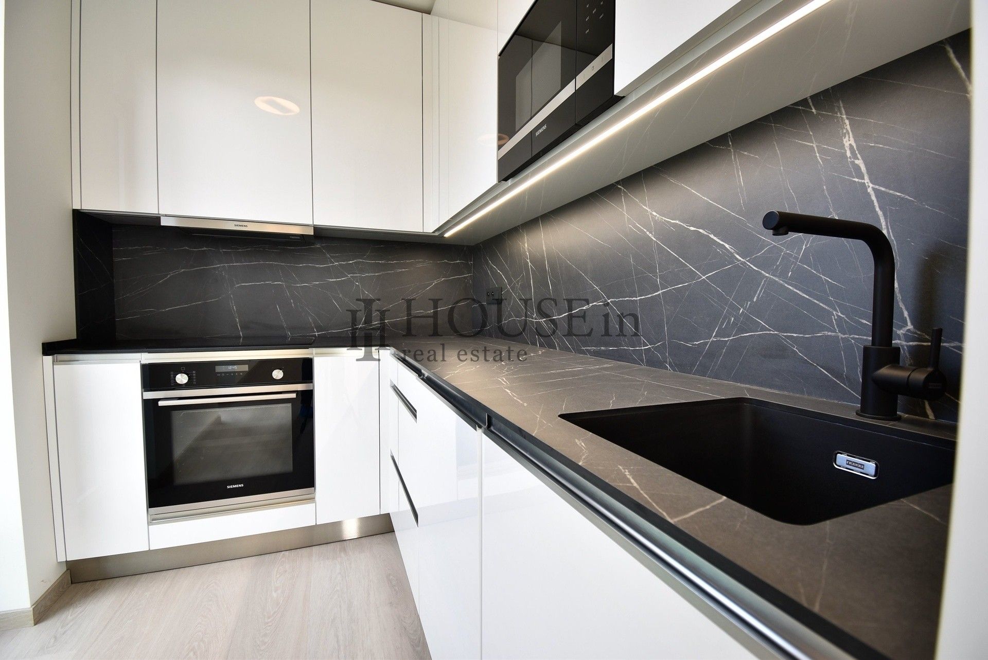 3+kk, Obvodová,Vysočany,Praha, 74 m²