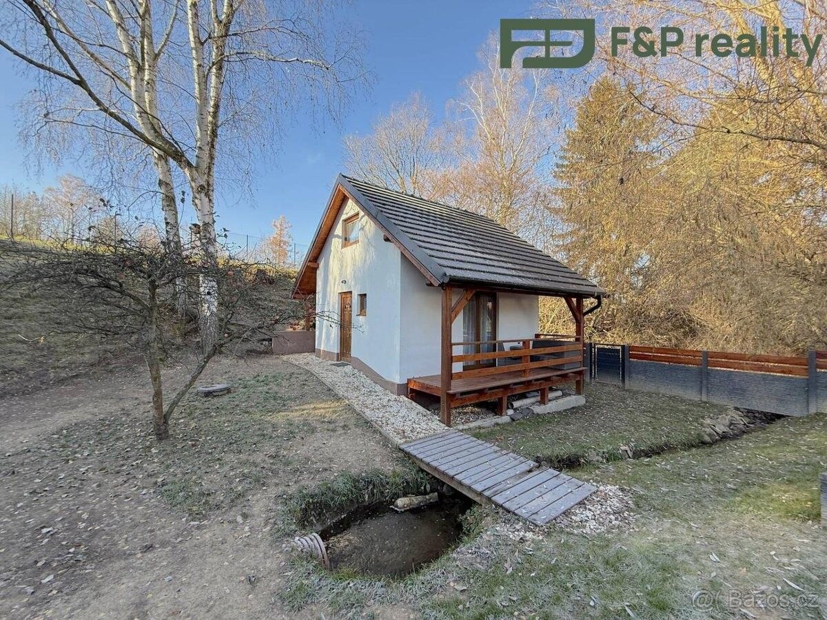 Chaty, Zbraslavice, 285 21