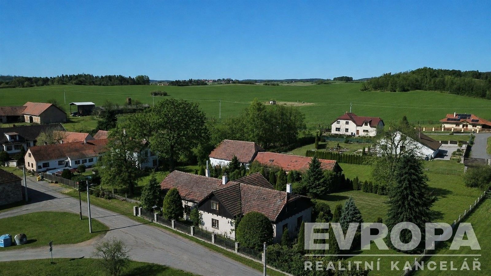 Rodinné domy, Dolní Hbity Jelence, 780 m² - 1