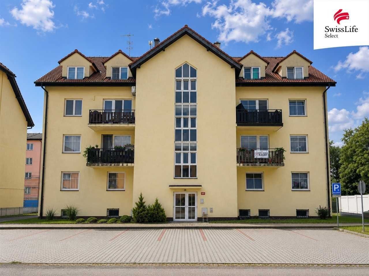 4+1, Žlutá  , Chrášťany, 100 m² - 2
