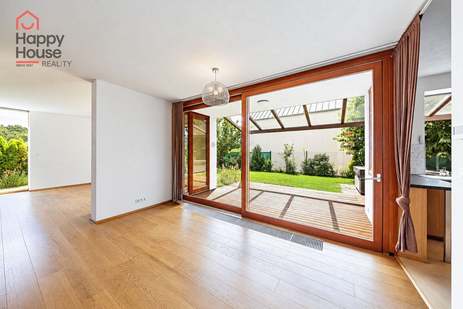 Prodej rodinný dům - Nad Mlýnským rybníkem, Praha 4 - Újezd u Průhonic, 200 m² - 5