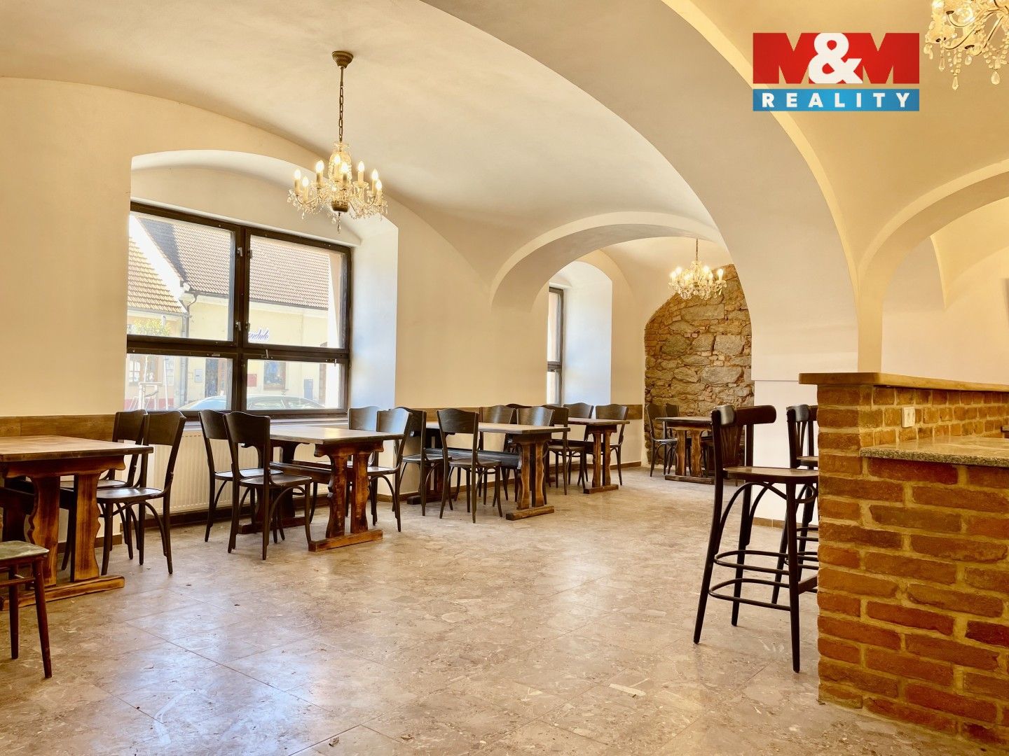 Pronájem restaurace - náměstí Míru, Blatná, 300 m² - 5