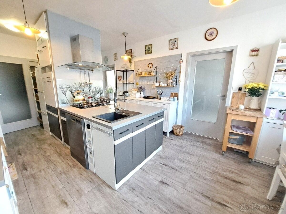 Prodej byt - Žďár nad Sázavou, 591 02