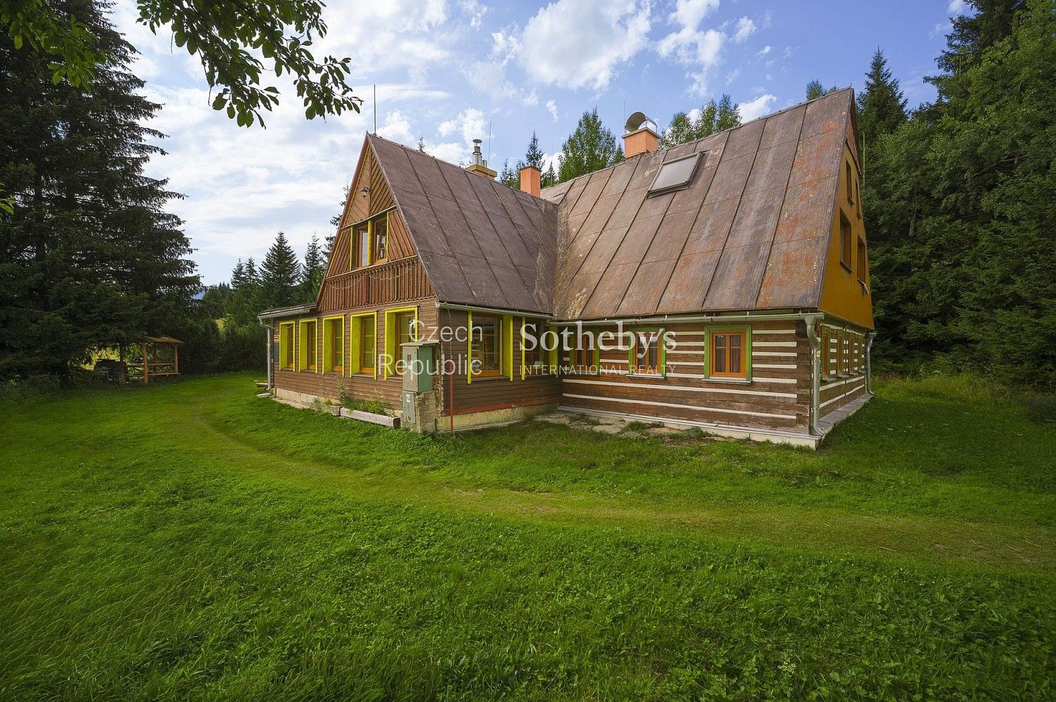 Ubytovací zařízení, 380 m²