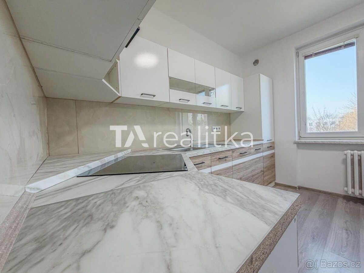 Pronájem byt - Orlová, 735 14