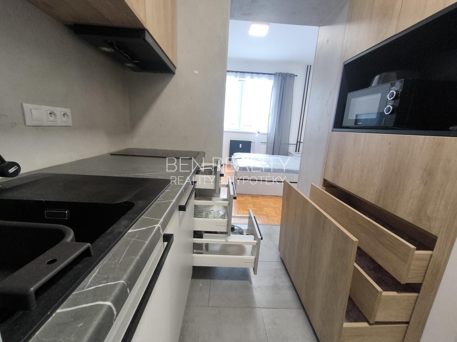 1+kk, Na Požáře, Zlín, 24 m²