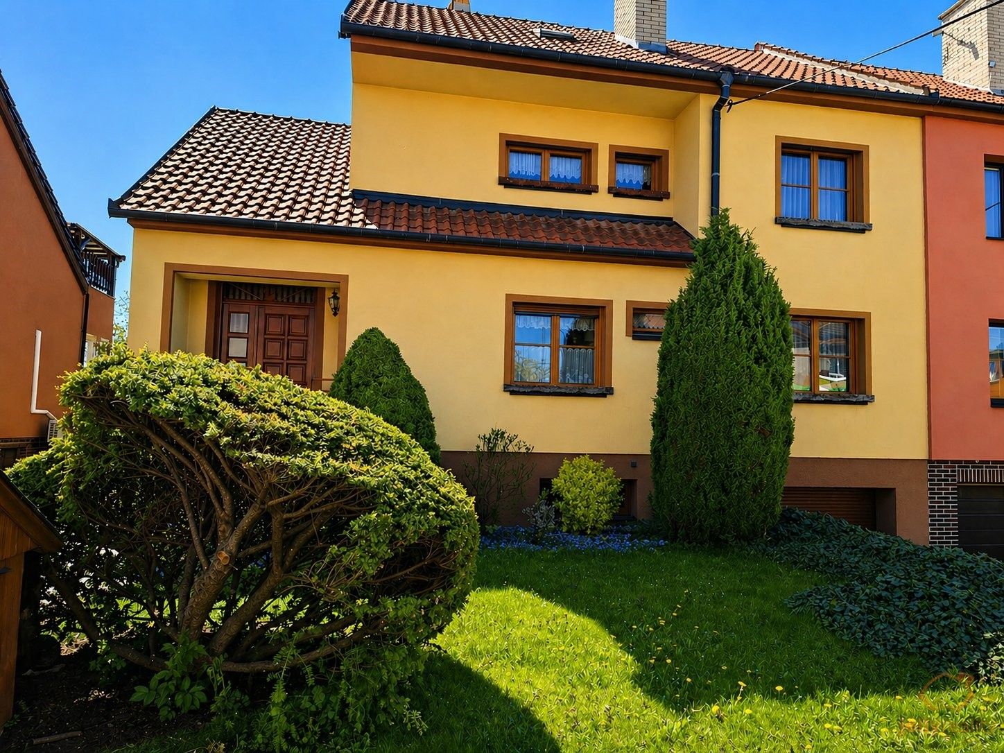 Rodinné domy, Komořany, 290 m² - 2