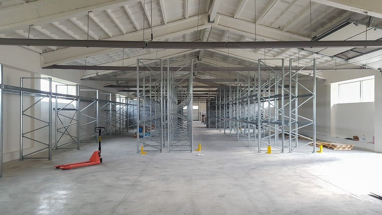 Pronájem obchodní prostory - Lutopecny, okres Kroměříž, Zlínský kraj, 1 046 m² - 5