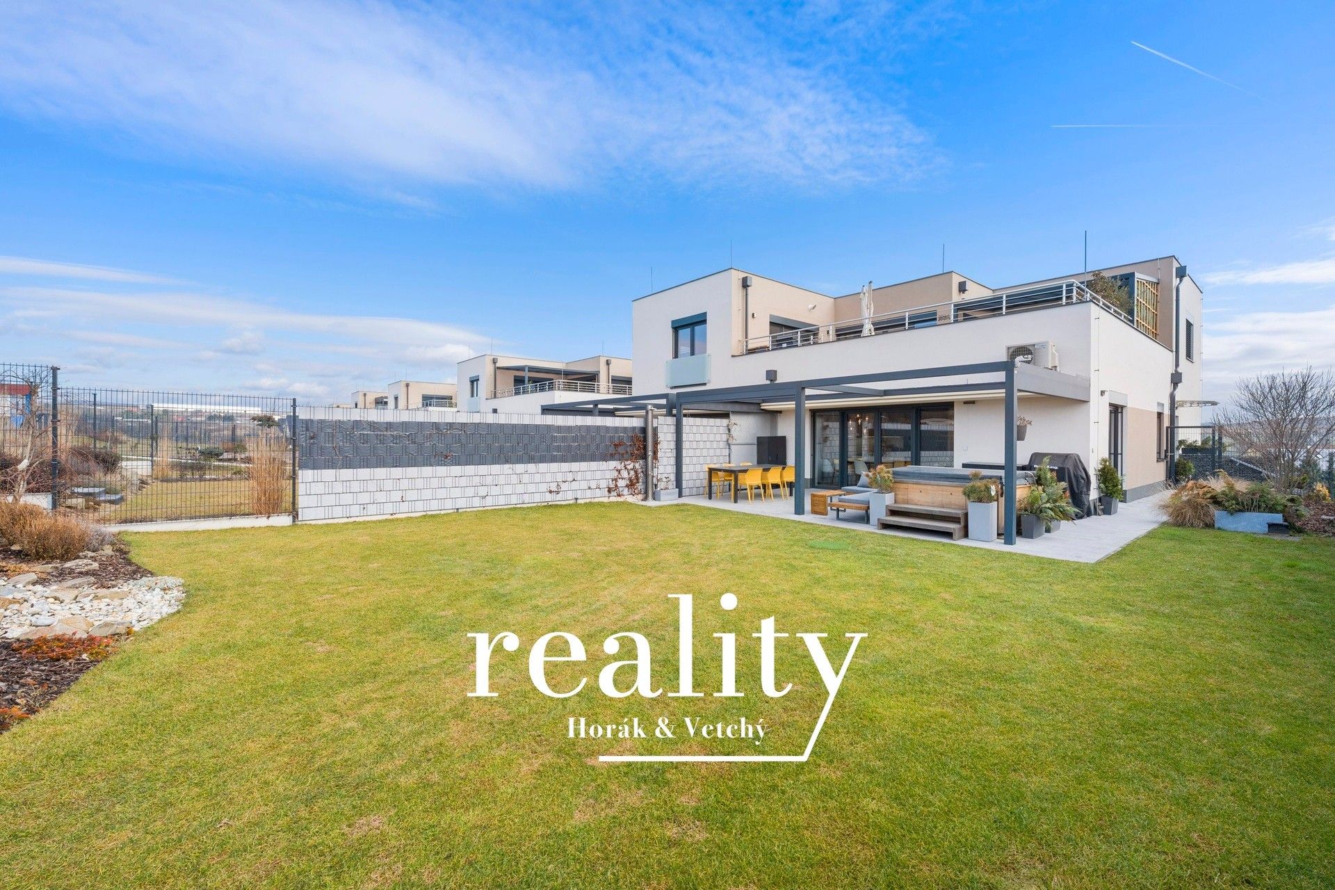 Prodej rodinný dům - Holubice, 102 m²