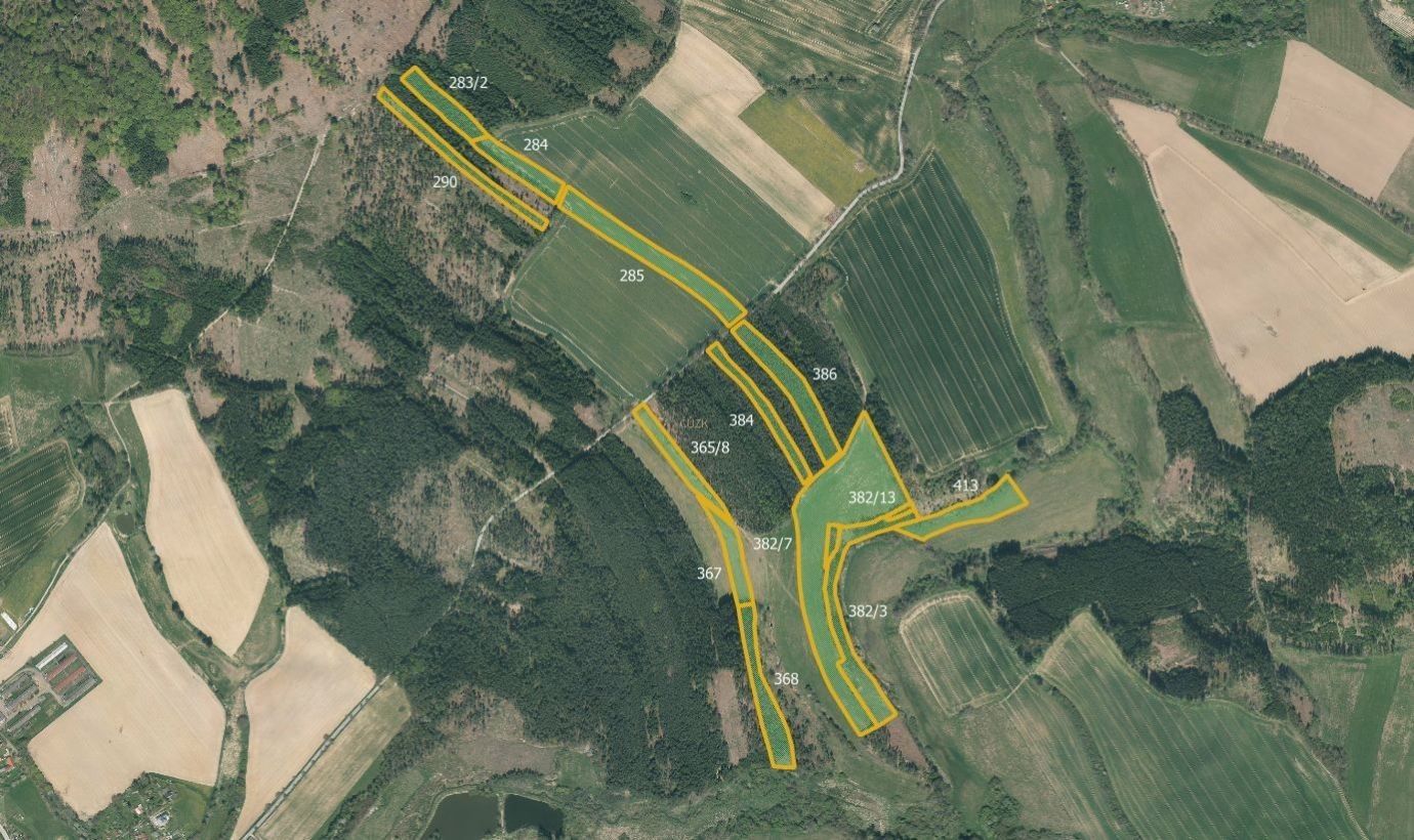 Prodej zemědělský pozemek - Mlýny