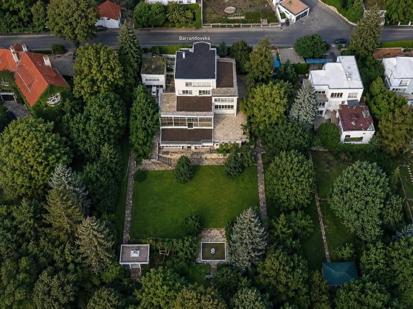 Vila · 1 200 m² · Barrandovská 155, Praha - 4
