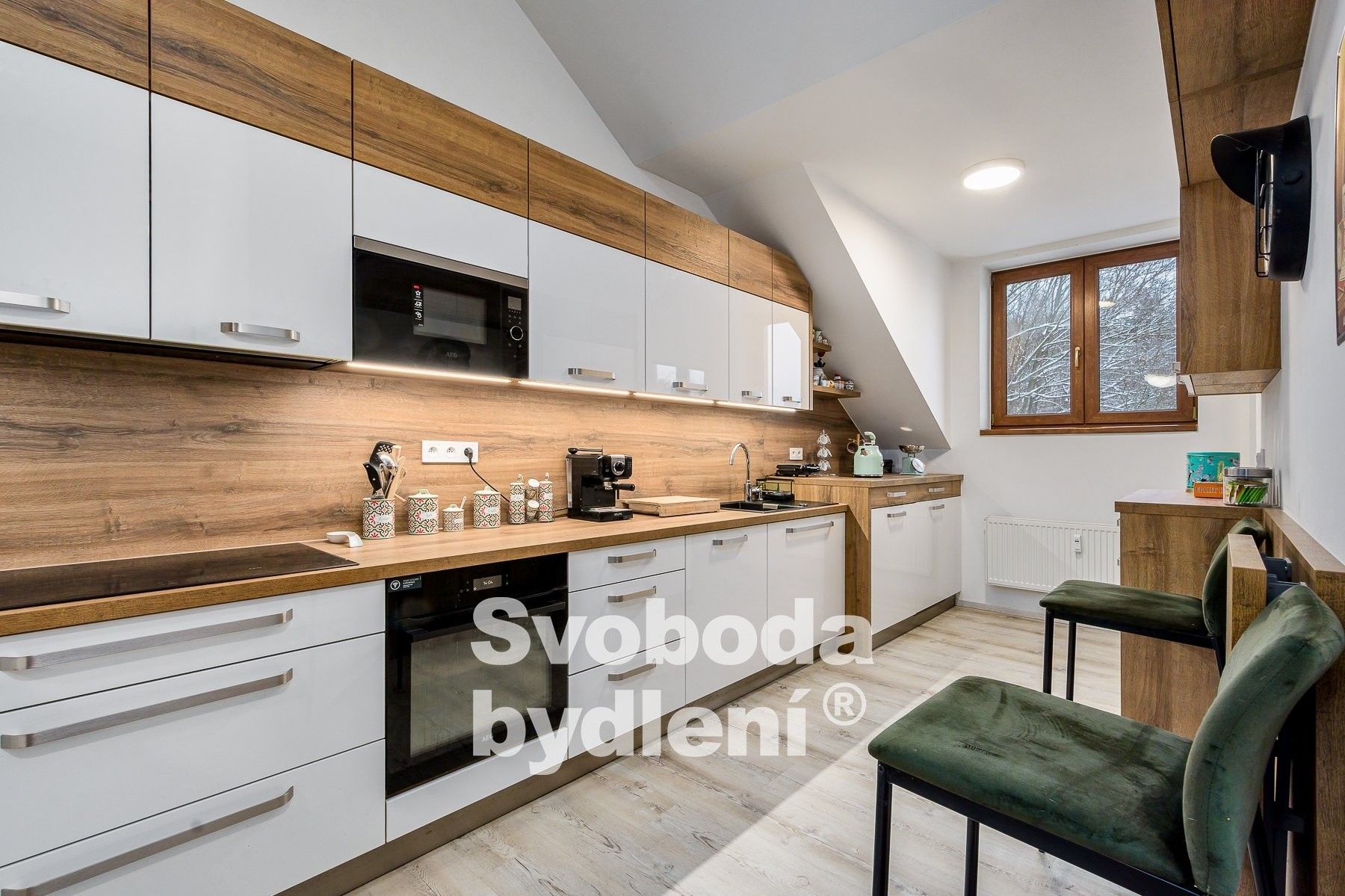 2+kk, Prosecká, Praha, 67 m²