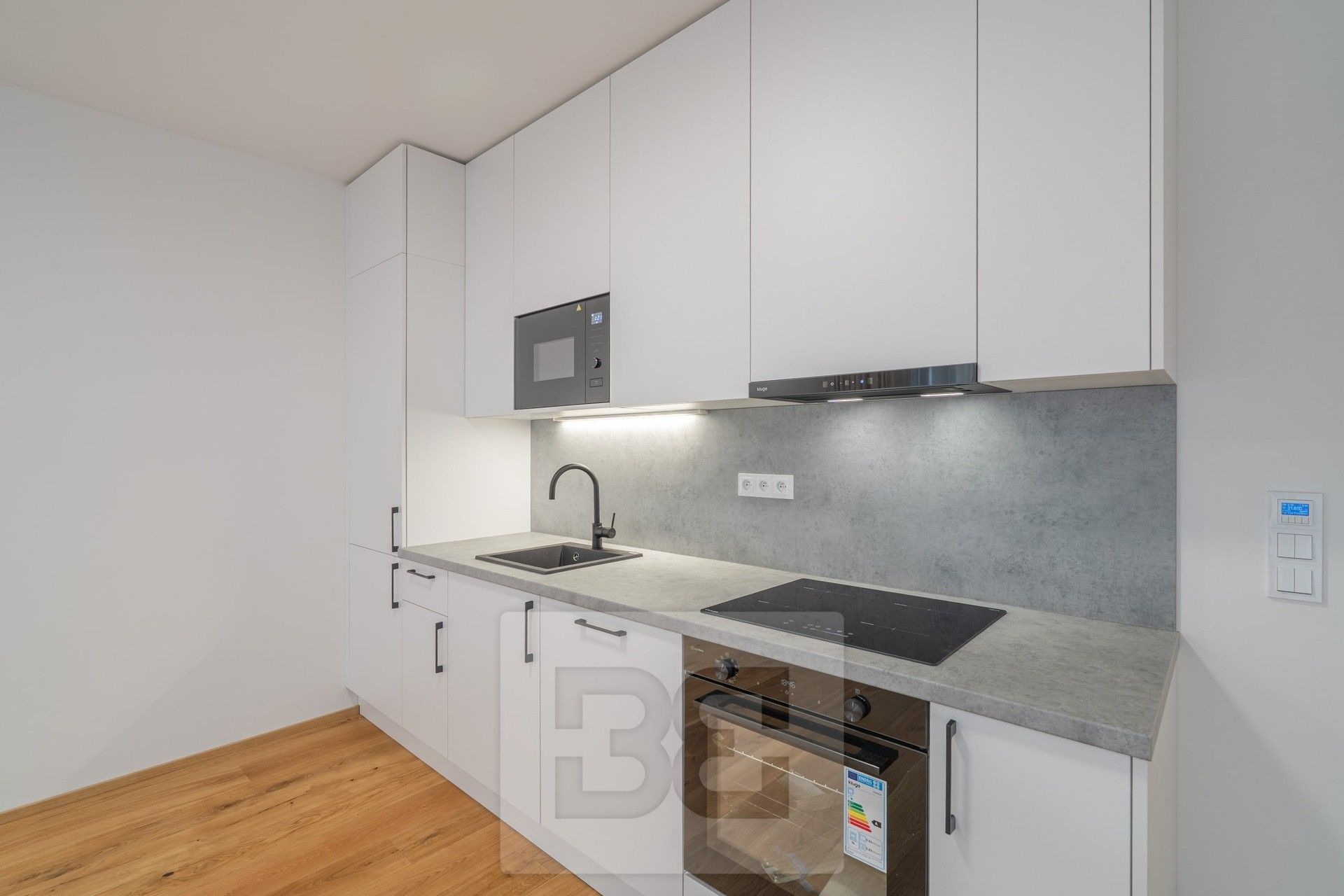 Pronájem byt 1+kk - Starokošířská, Praha, 43 m²