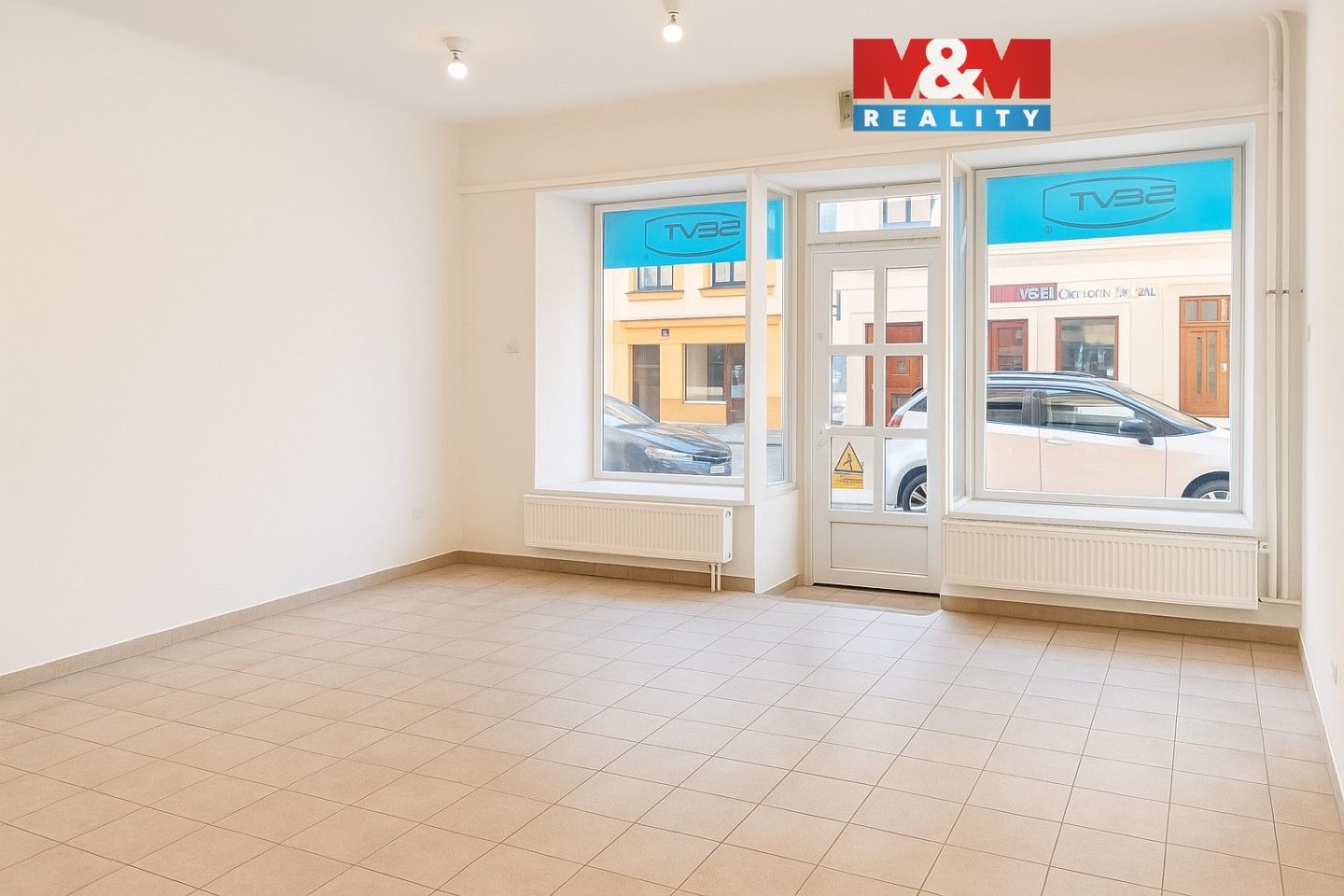 Pronájem obchodní prostory - Česká, České Budějovice, 65 m²