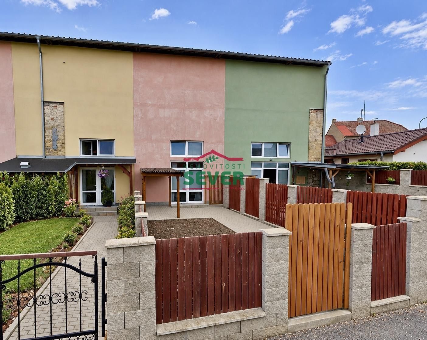 Rodinné domy, Mánesova, Lenešice, 152 m² - 1