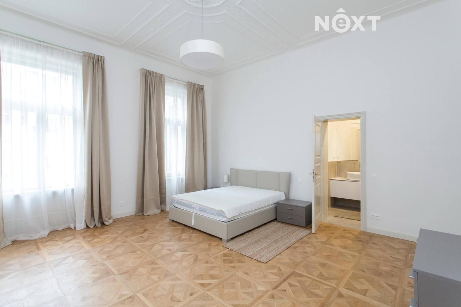 2+1, Bolzanova, Praha, 92 m²