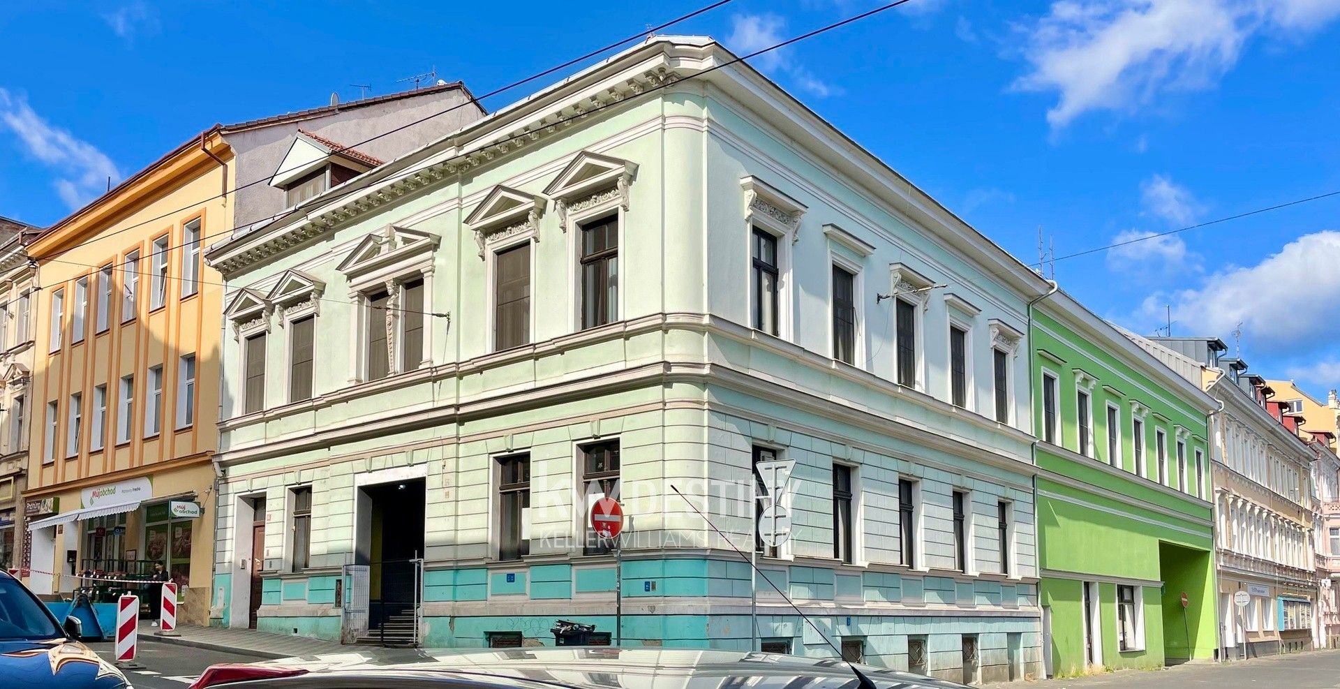 Pronájem obchodní prostory - 28. října, Teplice, 148 m²