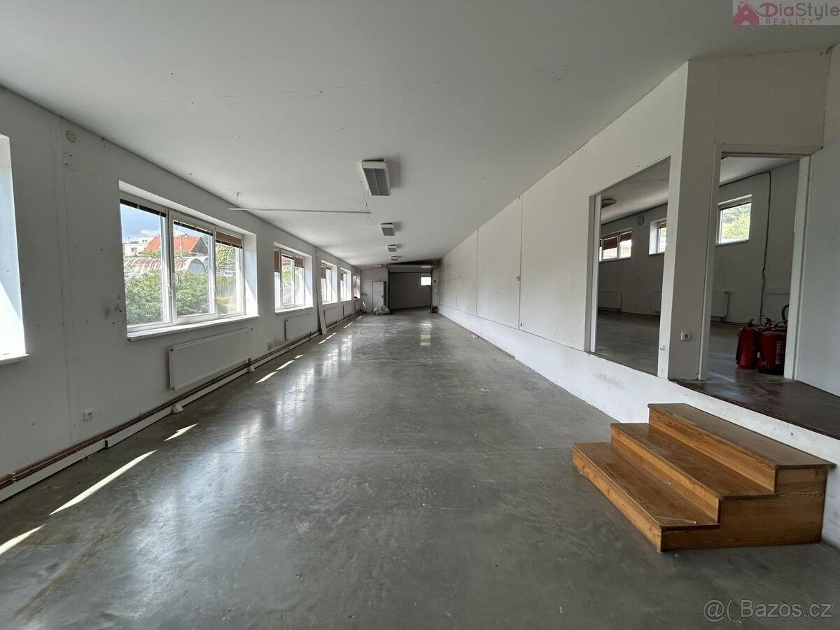 Pronájem sklad - Vsetín, 755 01