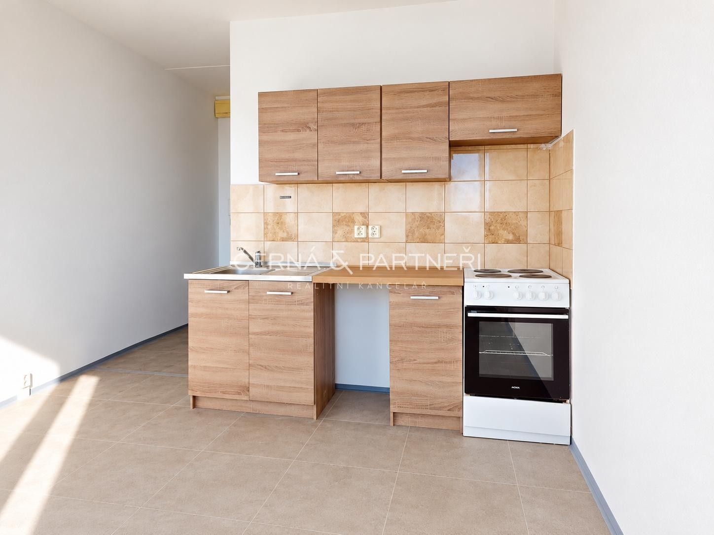 Pronájem byt 1+kk - M. G. Dobnera, Most, 22 m² - 5