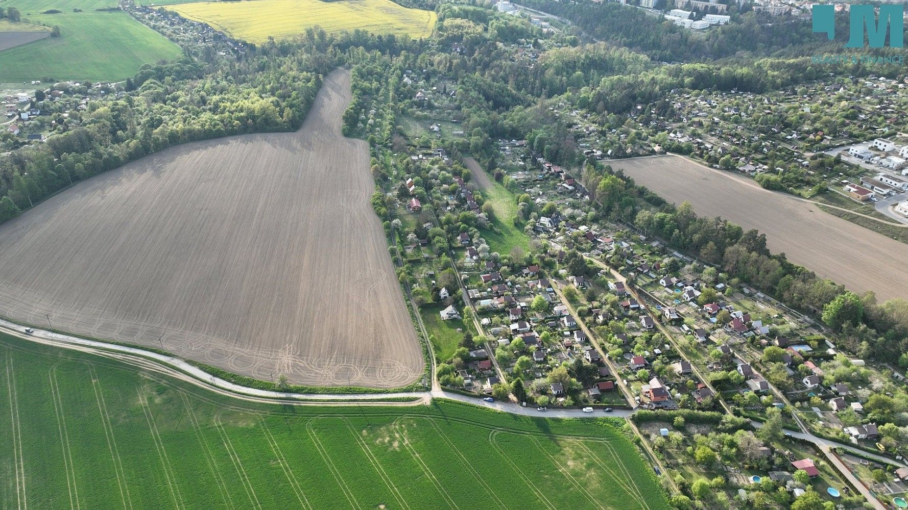 Zahrada, 1 057 m²