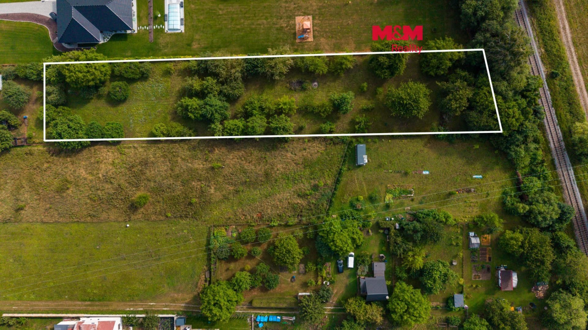 Zahrada, 3 050 m²