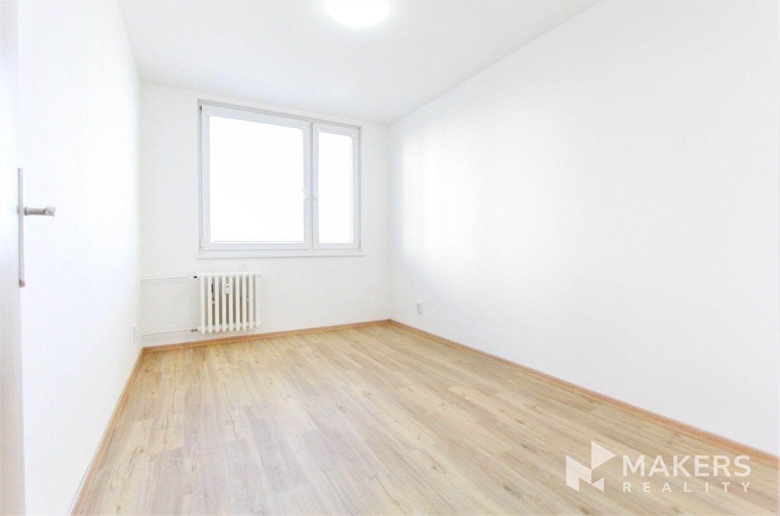 2+kk, Ciolkovského, Praha, 43 m²