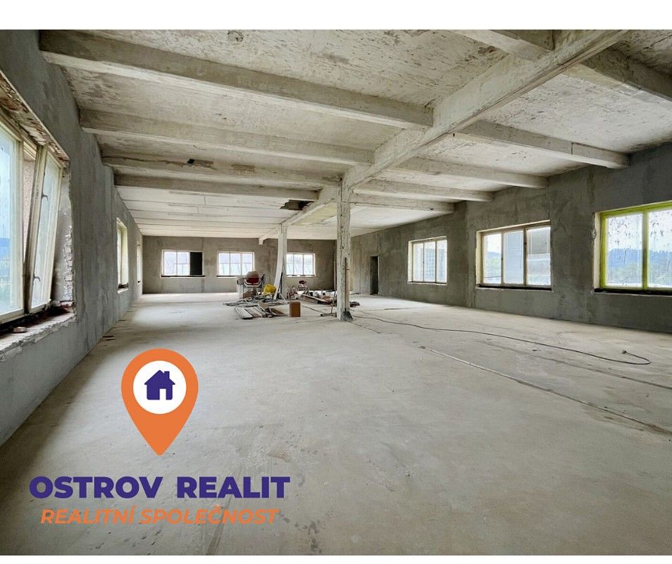 Obchodní prostory, 659 m²