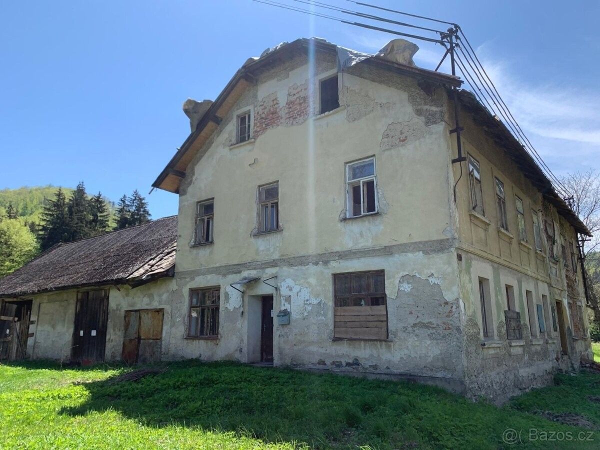 Rodinné domy, Hanušovice, 788 33 - 2