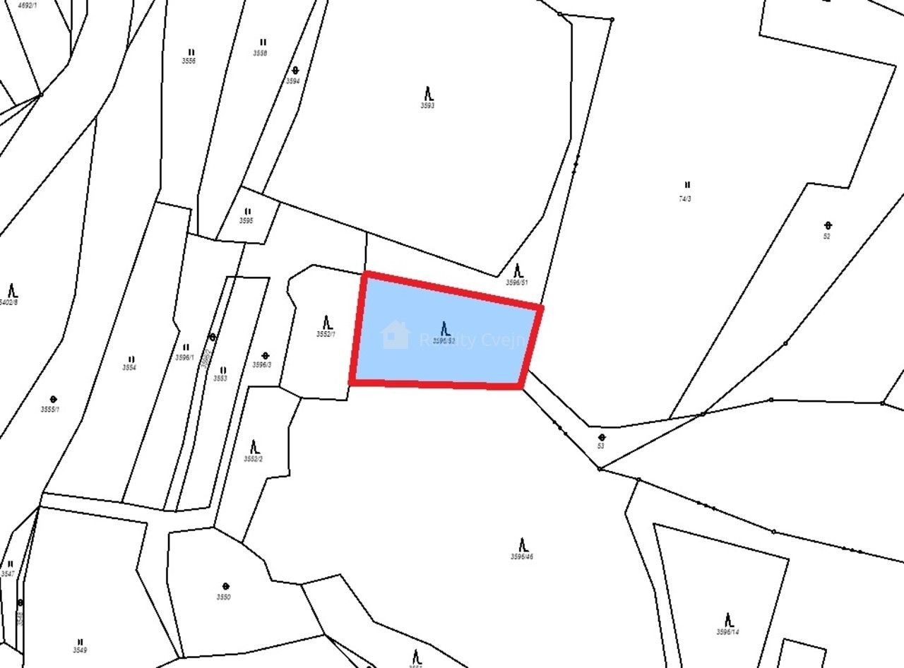 Les · 27 339 m² · Růžďka - 3