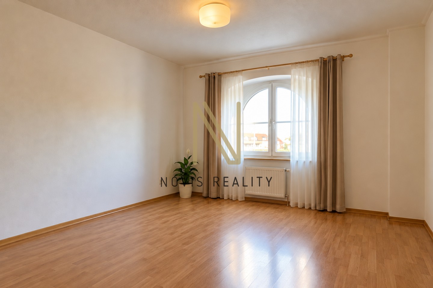 Byt 3+1 · 74 m² · Husovo náměstí, Horažďovice - 2