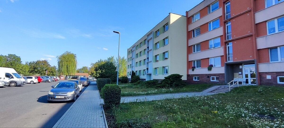 Byty, Lovosice, 410 02