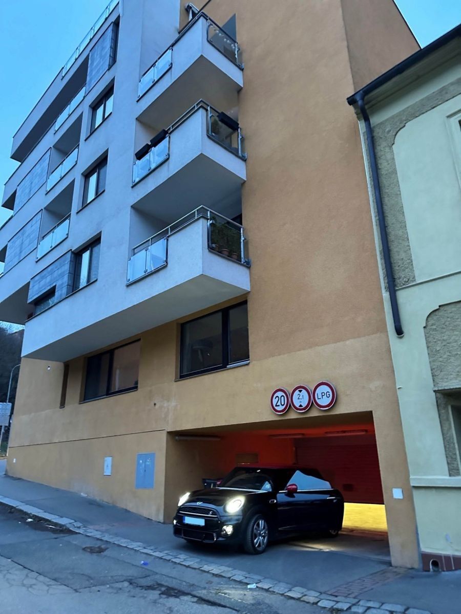 Garáže, Musílkova, Praha - Košíře, 18 m² - 2