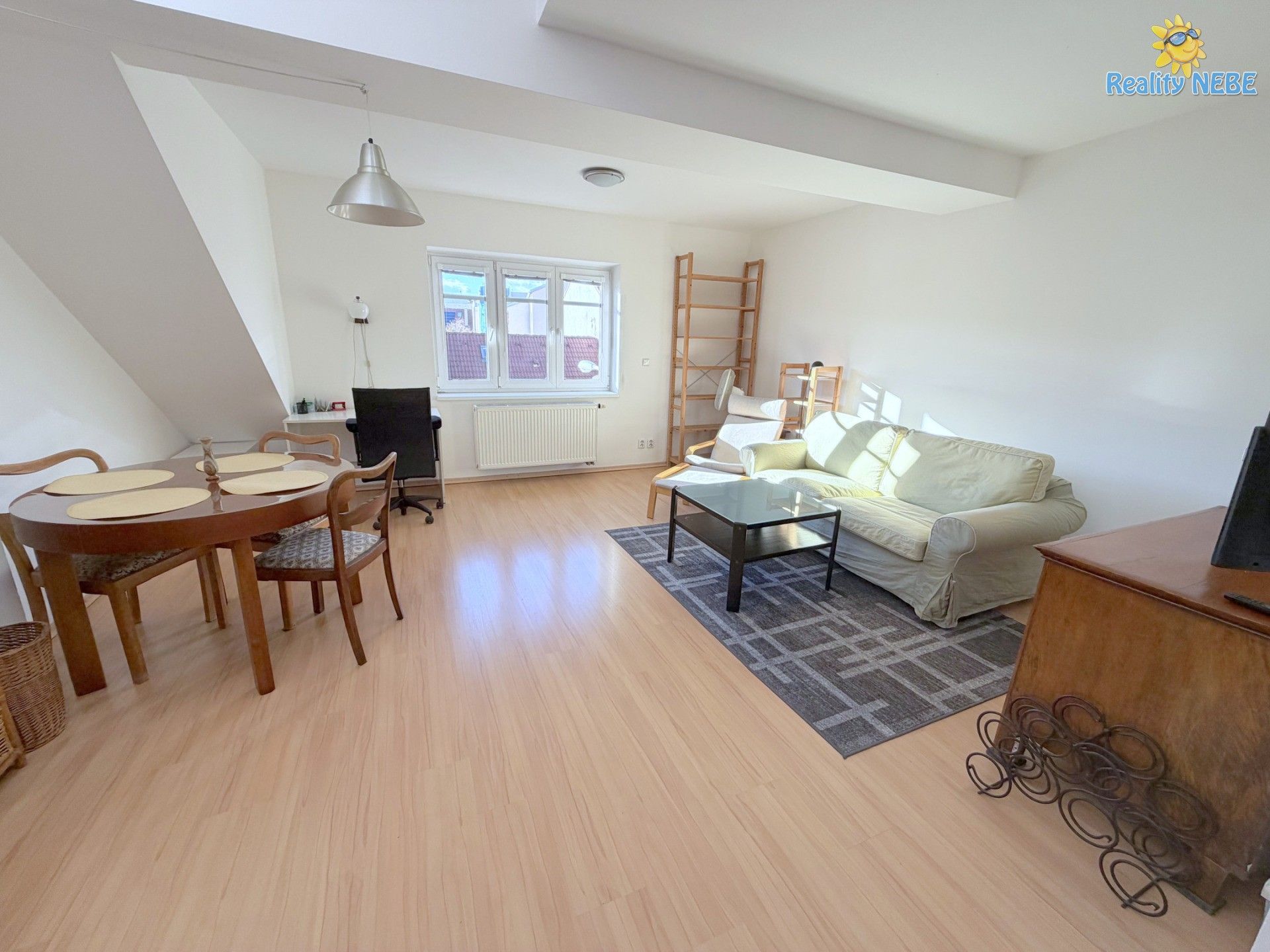 2+kk, Na Dvorcích, Praha, 50 m²