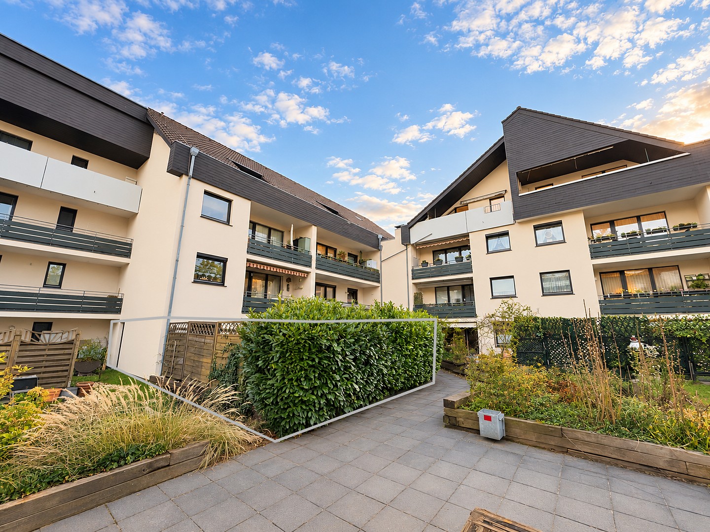 3+1, Alte Linner Str. 42 Krefeld Cracau Nordrhein-Westfalen 47799, 101 m² - 2