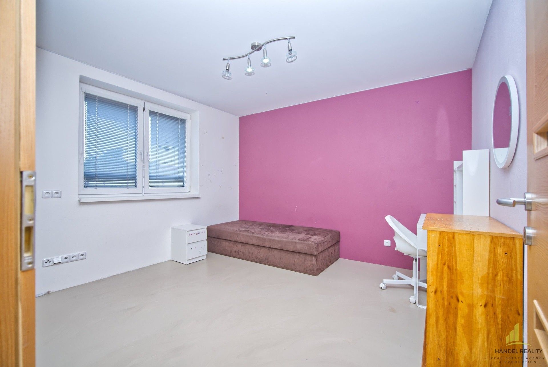 Prodej rodinný dům - Velké Bílovice, 231 m² - 5