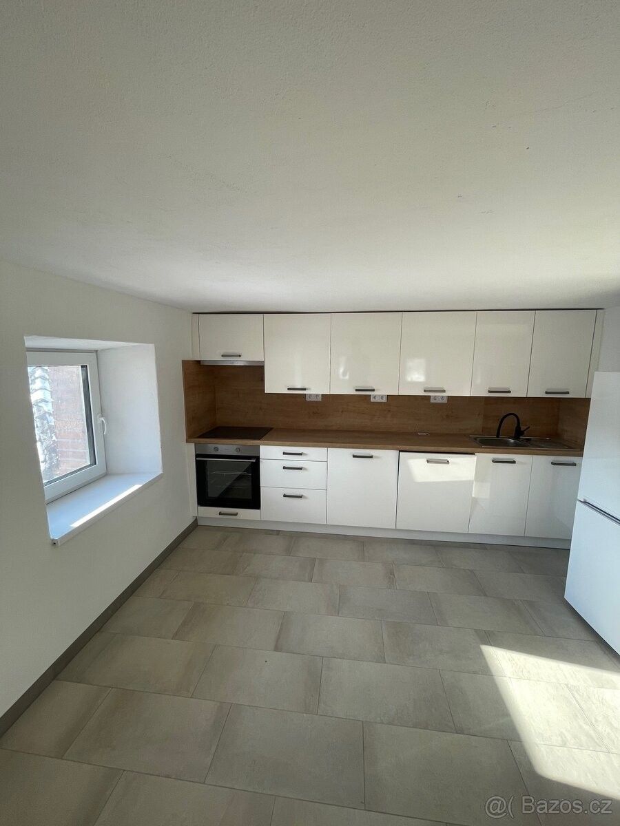 Pronájem byt - Větřní, 382 11