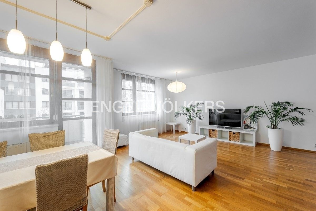 Pronájem byt 3+kk - U Nikolajky, Praha, 113 m²