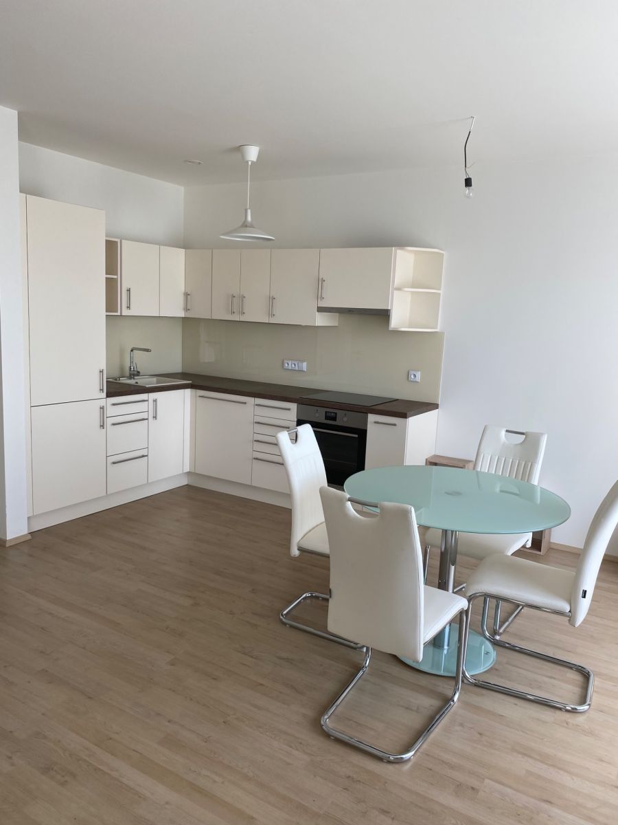 3+kk, Lederova, Roztoky - Žalov, Středočeský kraj, 84 m² - 1
