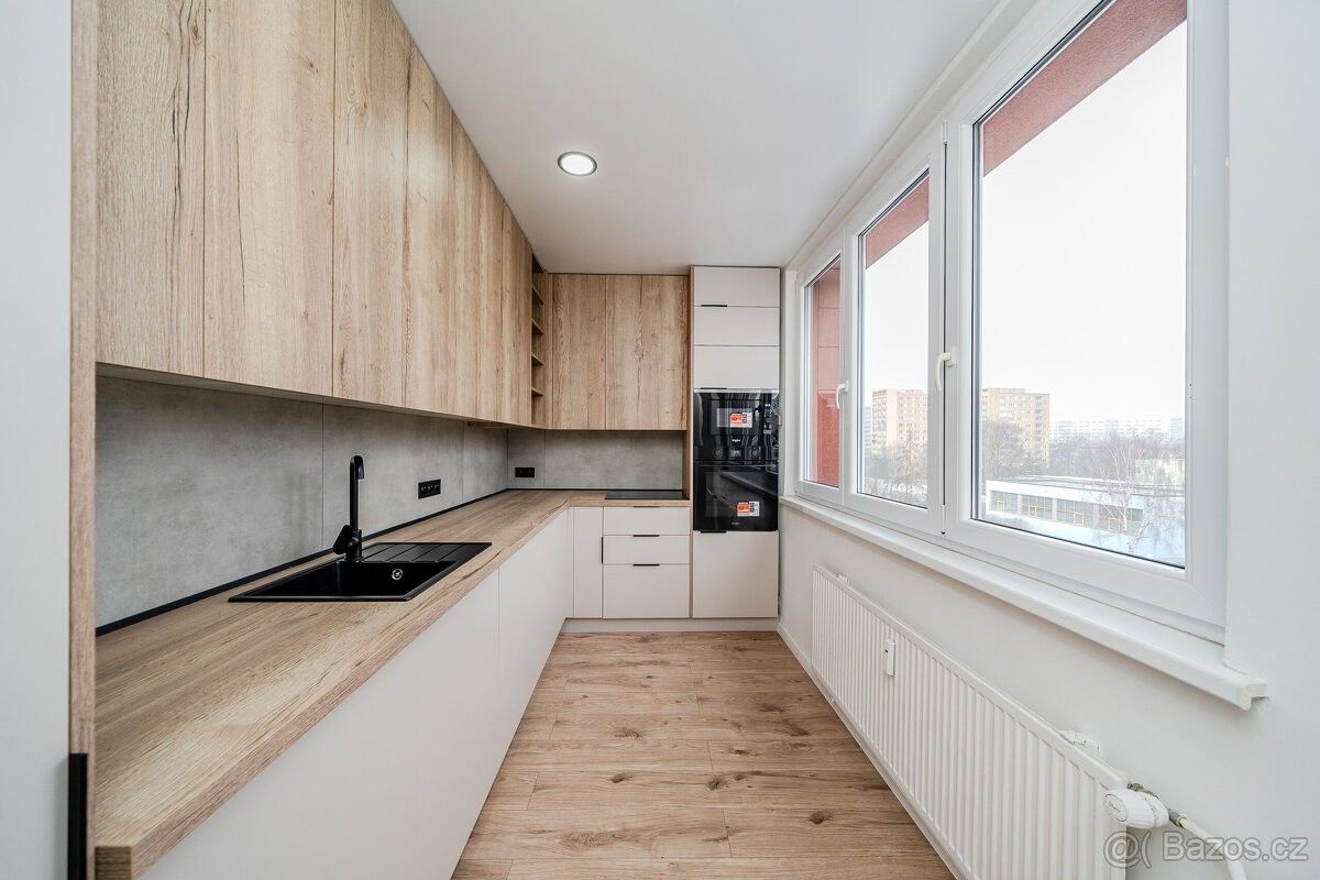 Byty, Ostrava, 700 30