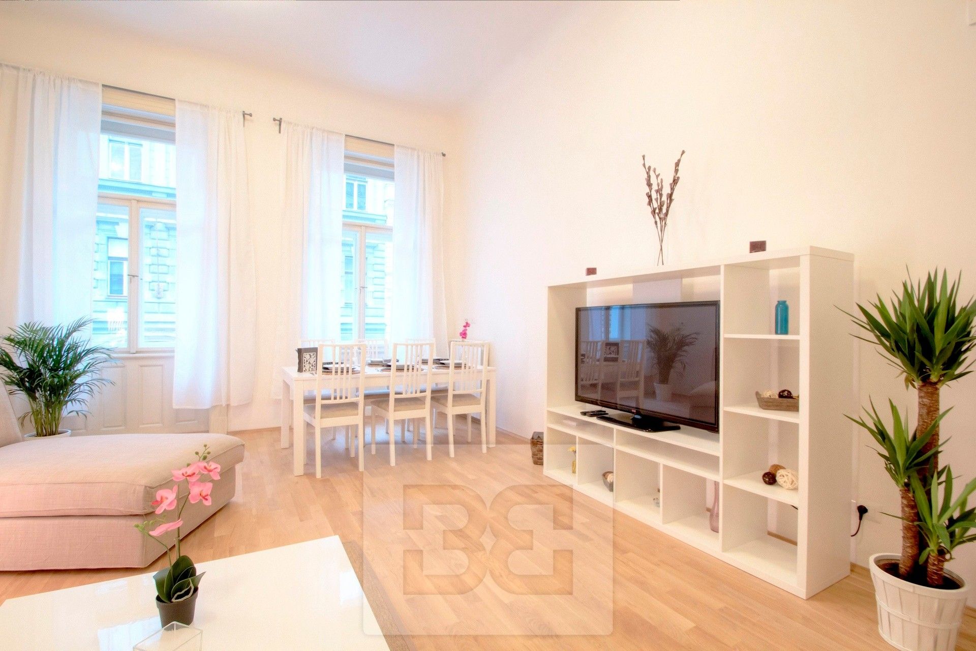 3+1, Mánesova, Praha, 111 m²