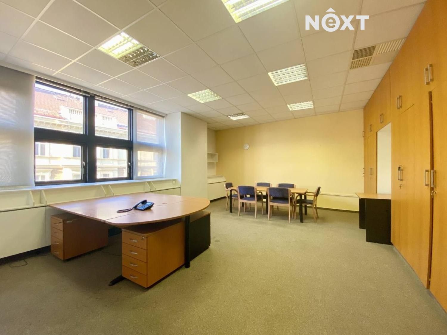 Pronájem kancelář - Nové Město, Praha, 61 m²