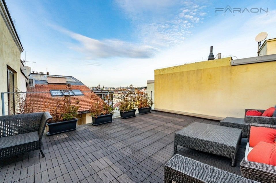 Byt 3+kk · 162 m² · Křemencova, Praha - 4