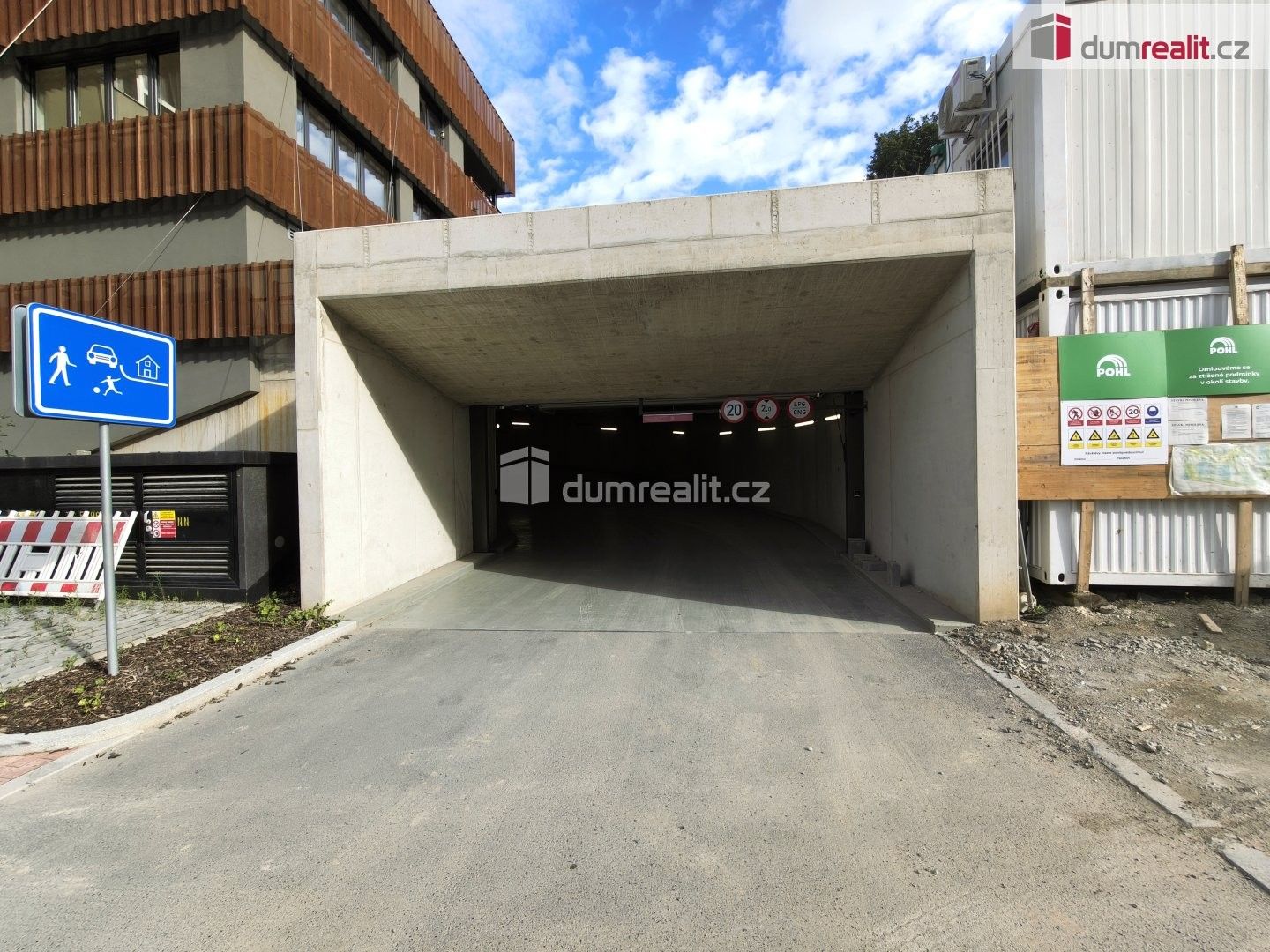 Garáž, 17 m²