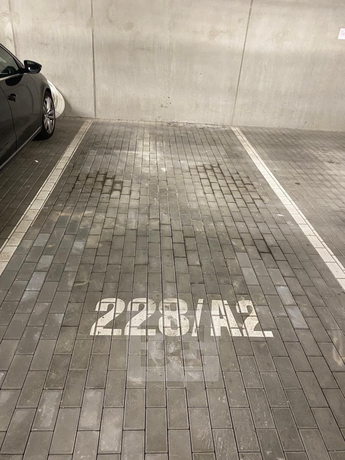Garáže, Praha Střížkov, 16 m² - 1